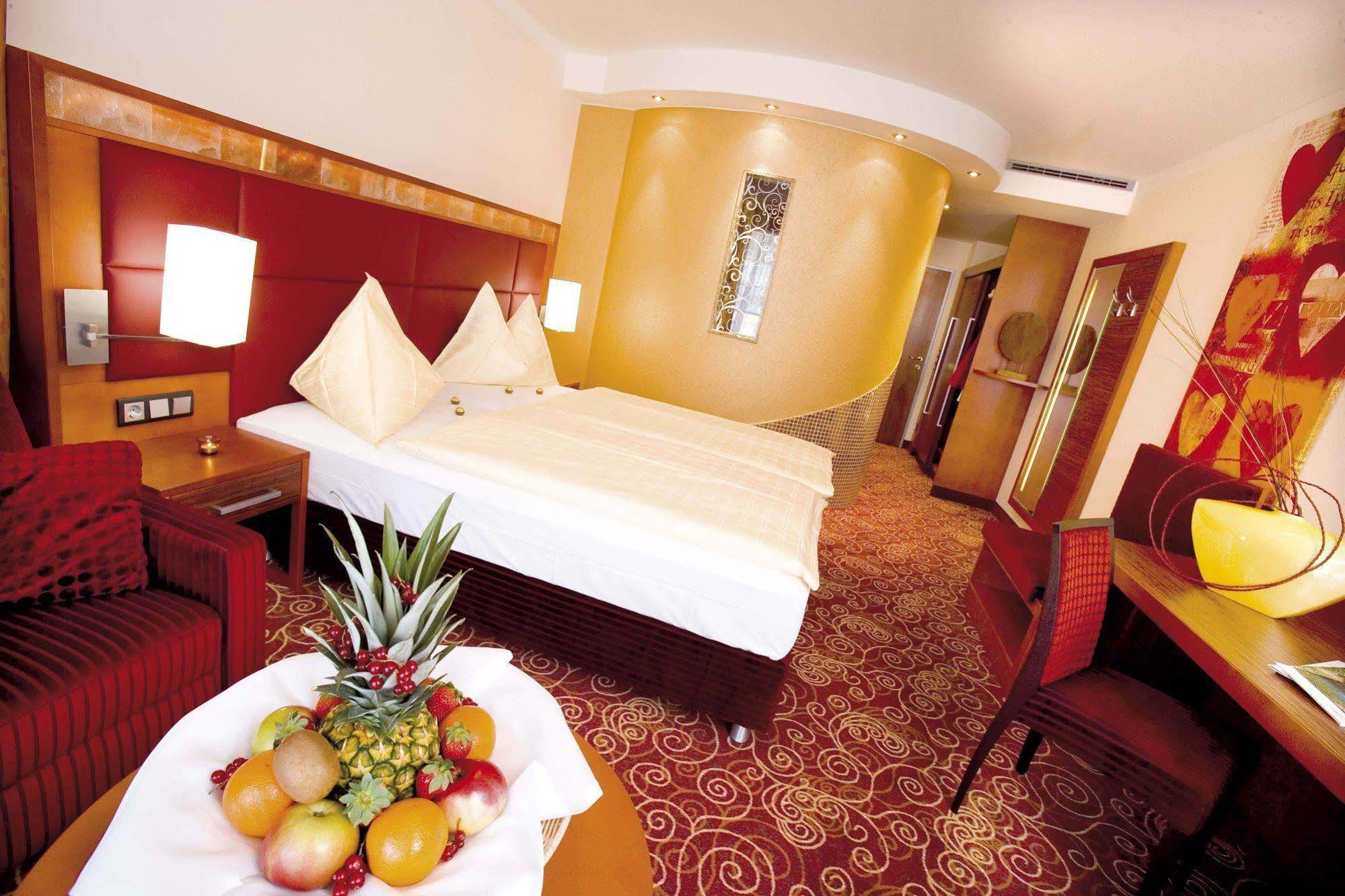 Eurothermenresort Бад Ишл Екстериор снимка