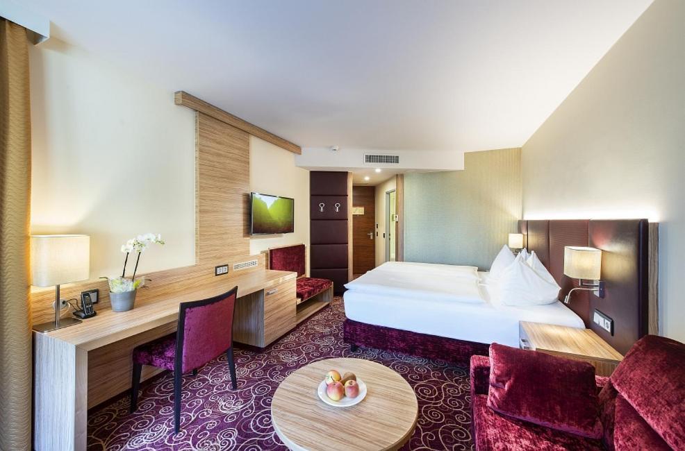 Eurothermenresort Бад Ишл Екстериор снимка